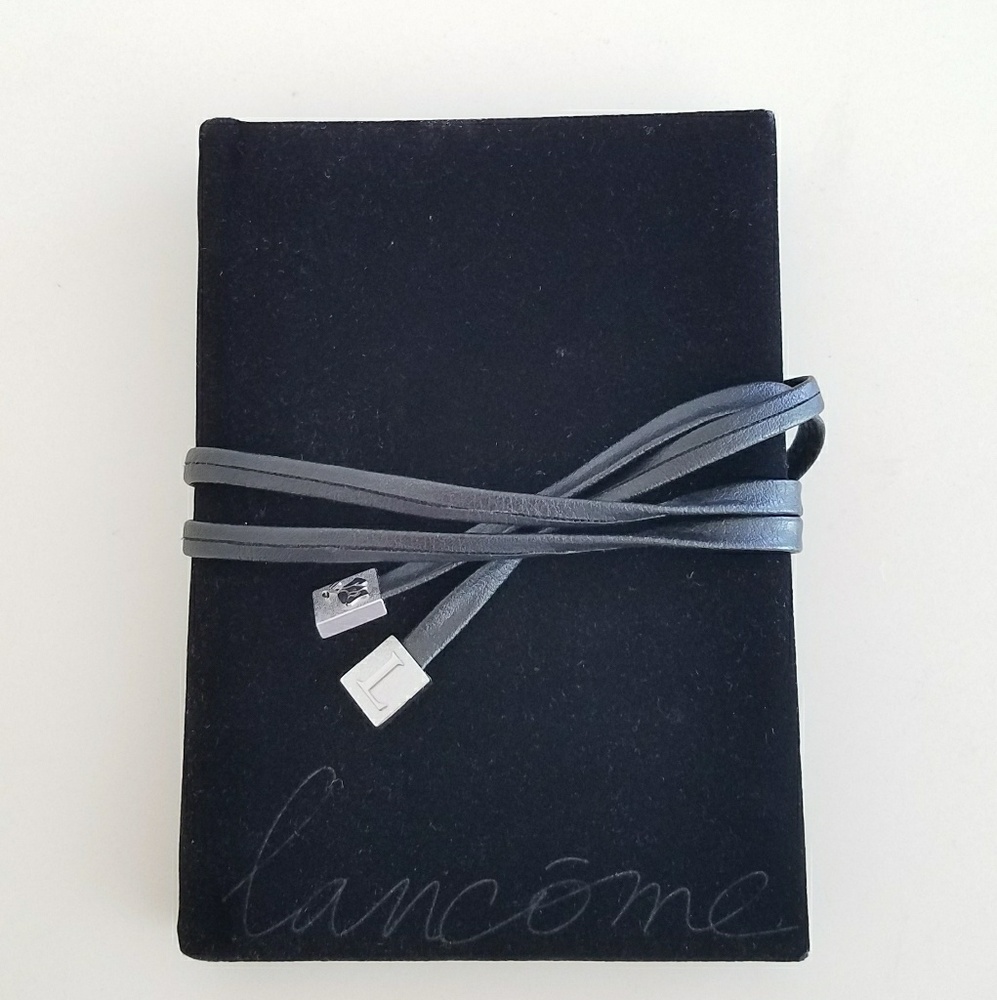 Lancome eyeshadow quad Velvet Diary